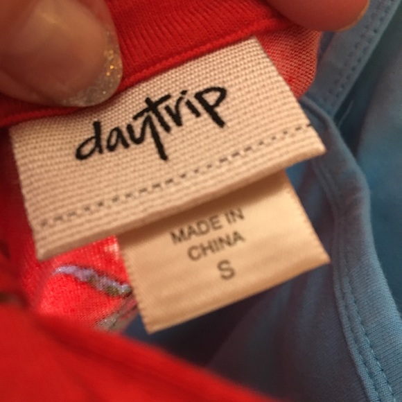 Daytrip Top with Back details & tank - Picture 6 of 8